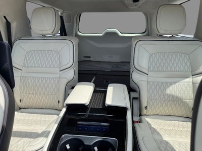 2023 Lincoln Navigator L Black Label