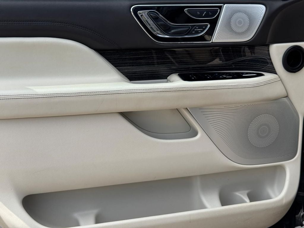 2023 Lincoln Navigator L Black Label