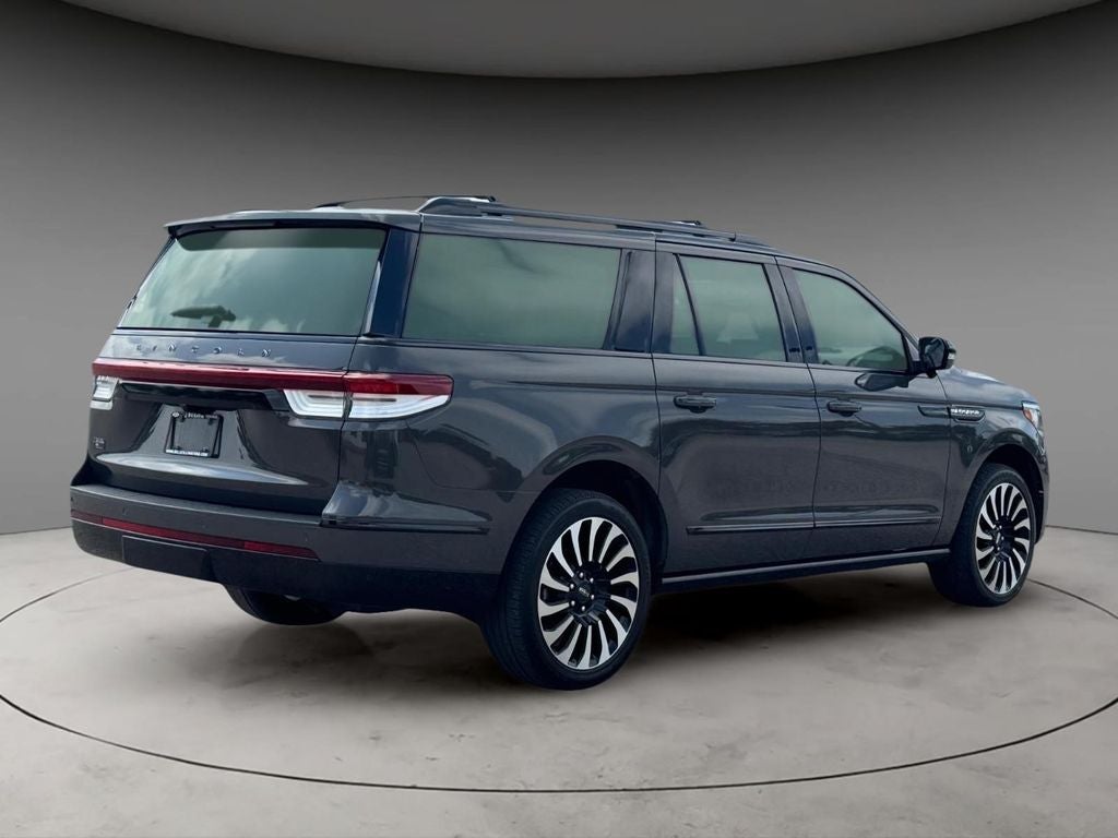 2023 Lincoln Navigator L Black Label