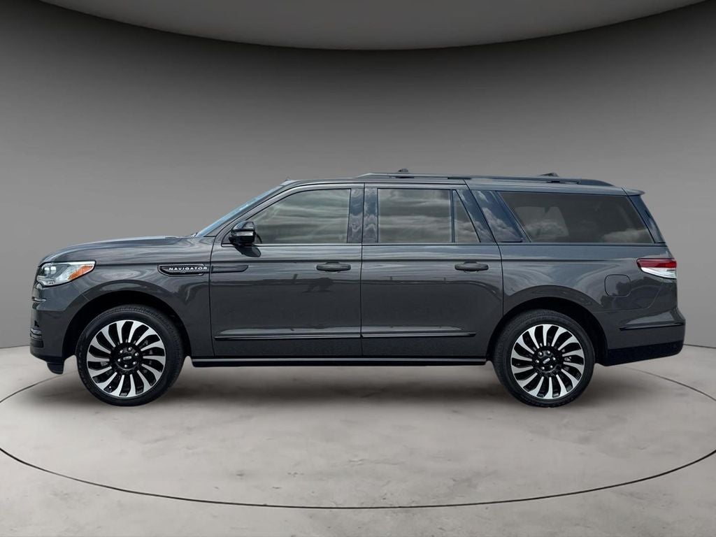 2023 Lincoln Navigator L Black Label