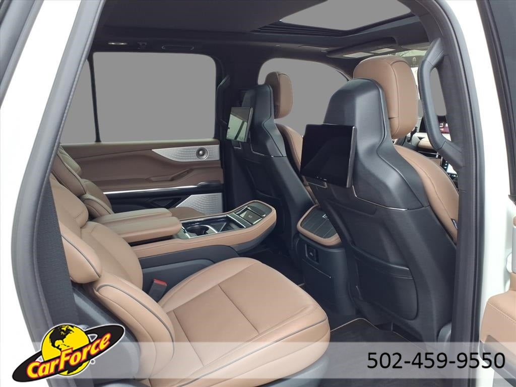 2025 Lincoln Navigator L Black Label