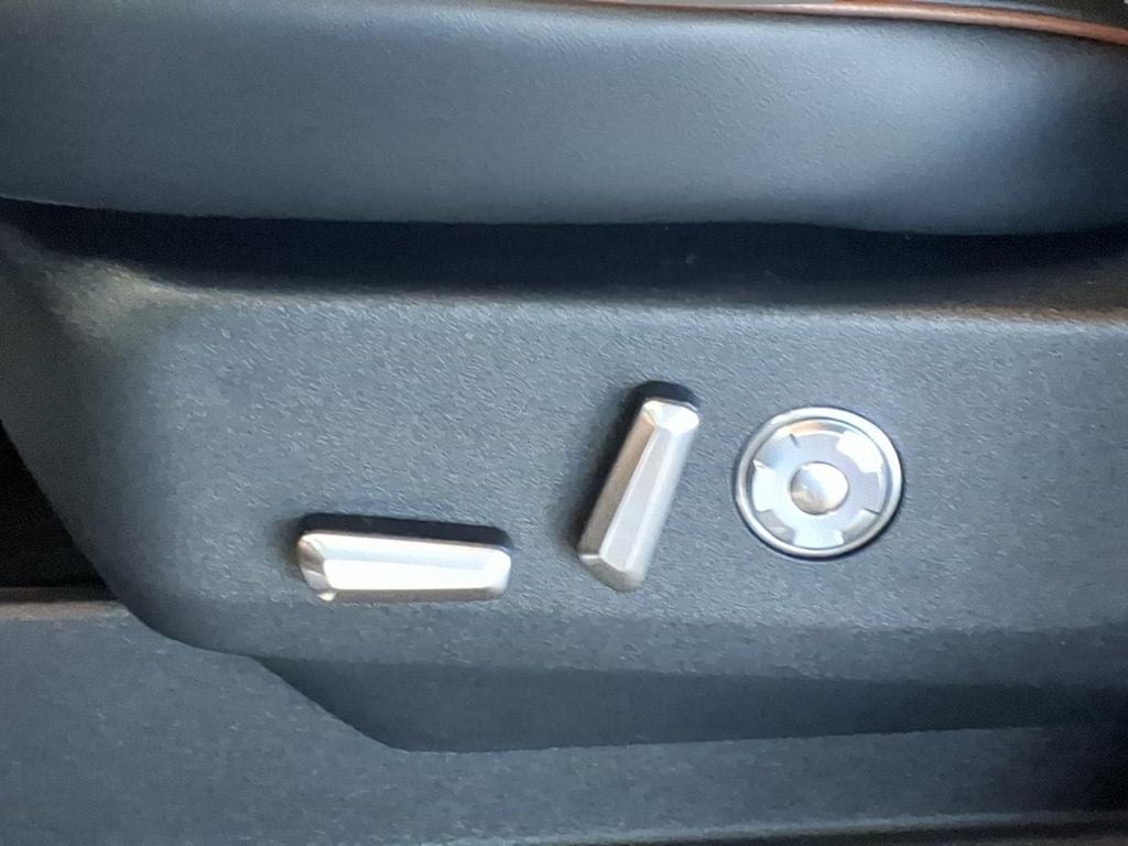 2026 Lincoln Navigator L Black Label