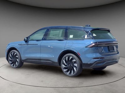 2025 Lincoln Nautilus Reserve