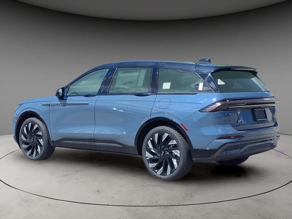 2025 Lincoln Nautilus Reserve