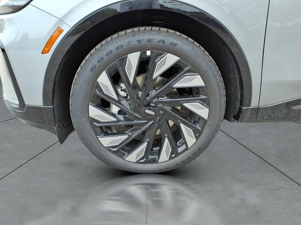 2025 Lincoln Nautilus Reserve