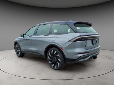 2025 Lincoln Nautilus Reserve