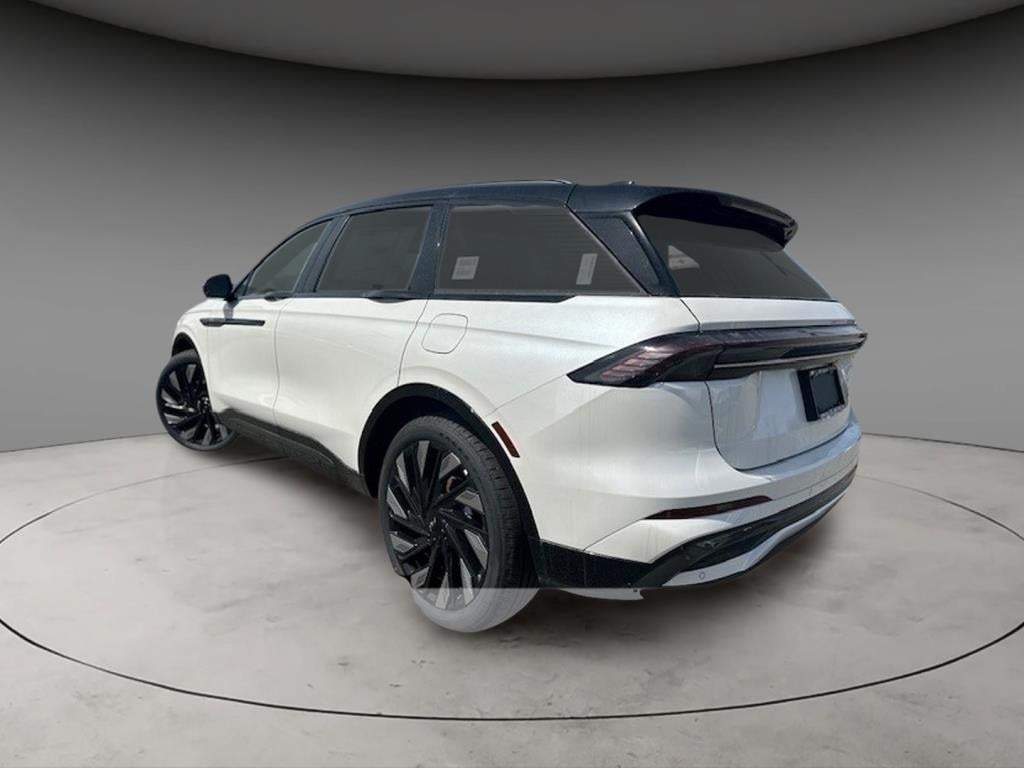 2025 Lincoln Nautilus Reserve