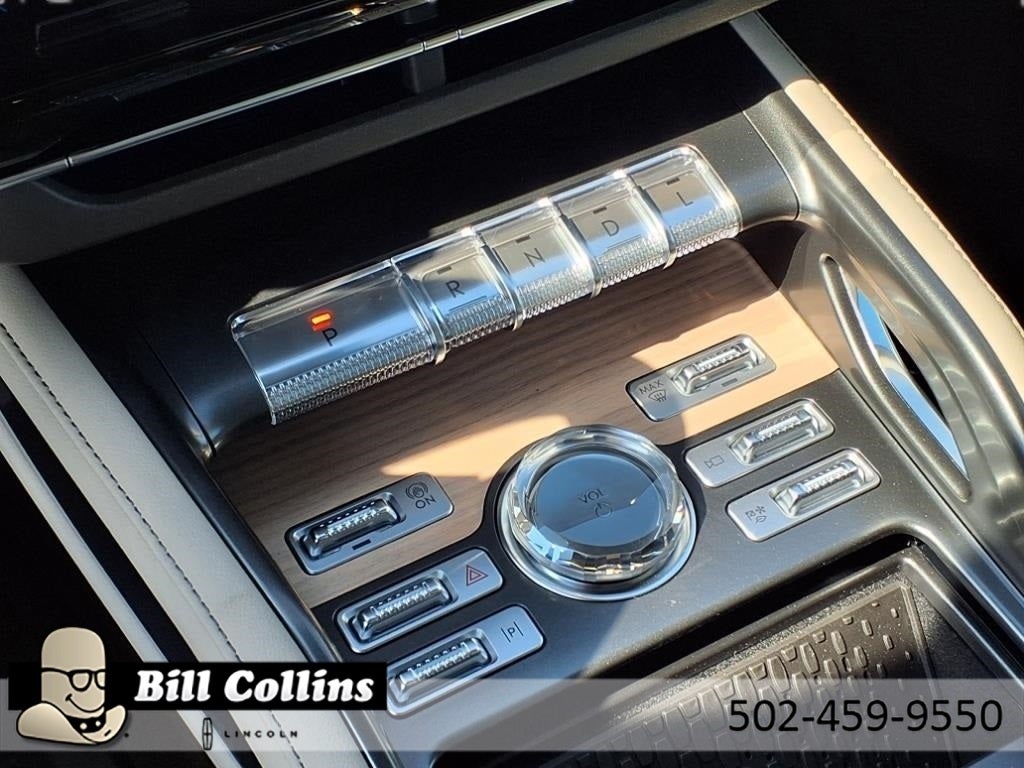 2025 Lincoln Nautilus Reserve