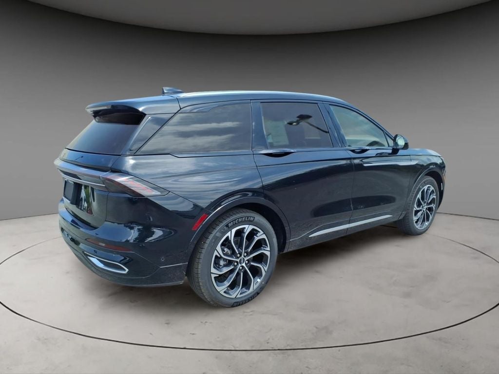 2024 Lincoln Nautilus Reserve