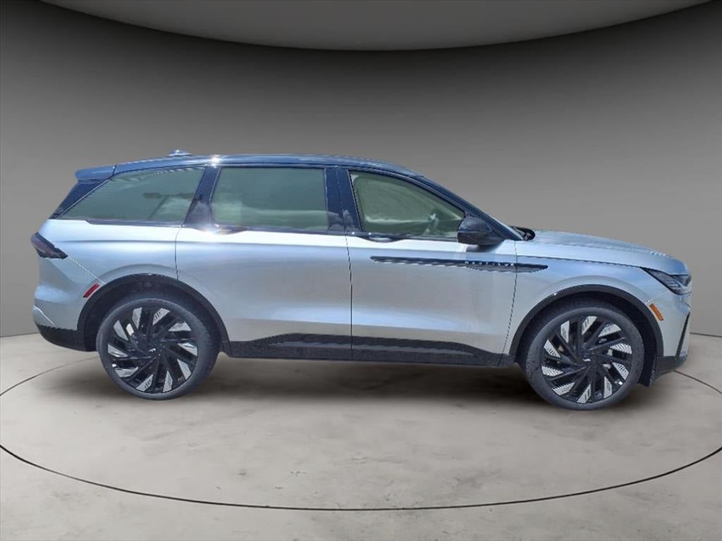 2025 Lincoln Nautilus Reserve