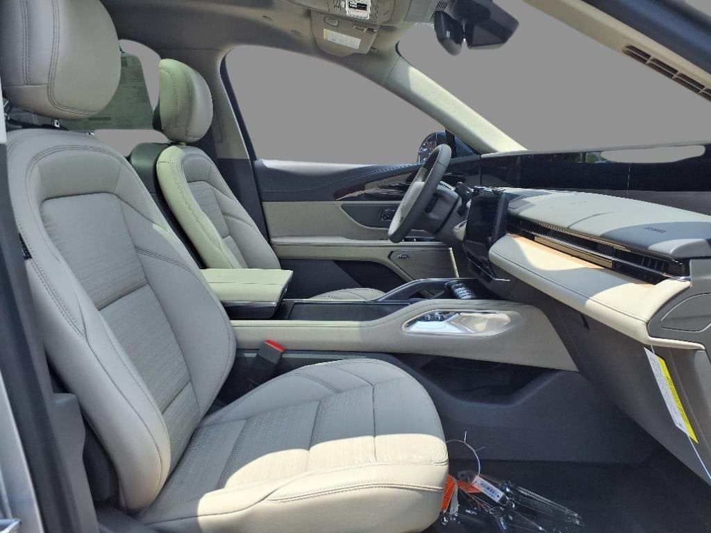 2025 Lincoln Nautilus Reserve