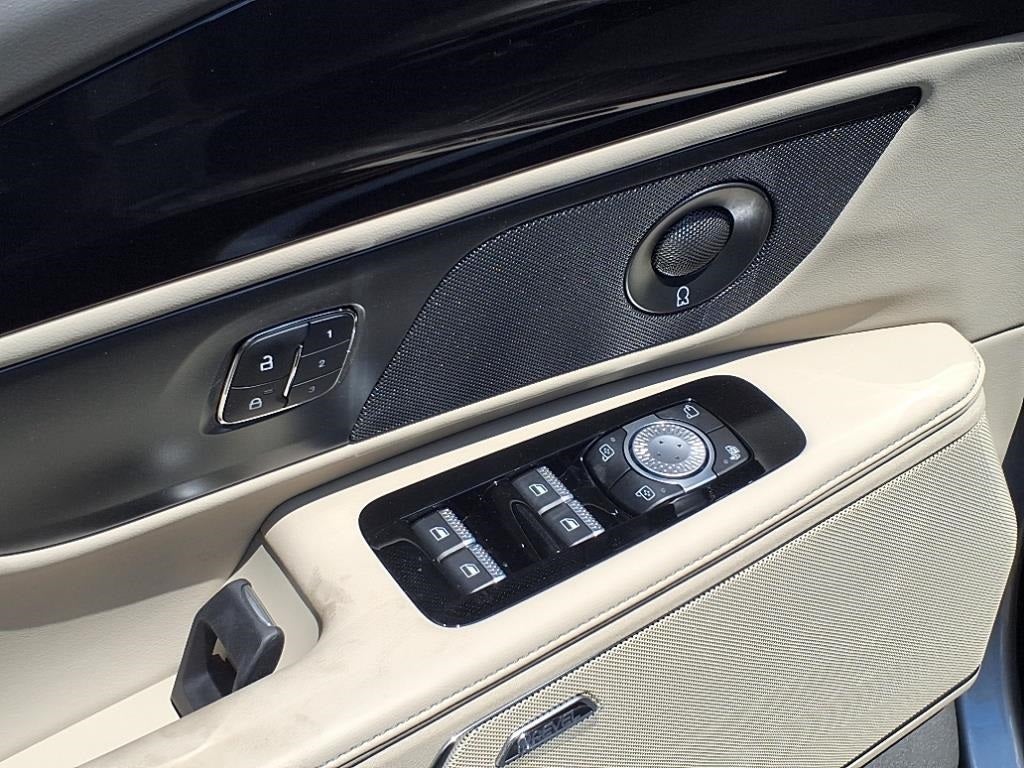 2025 Lincoln Nautilus Reserve