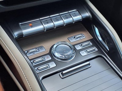 2025 Lincoln Nautilus Reserve