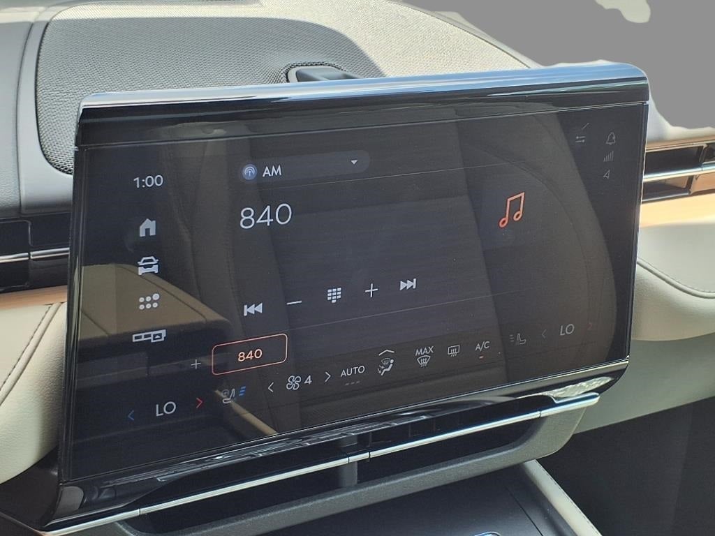 2025 Lincoln Nautilus Reserve