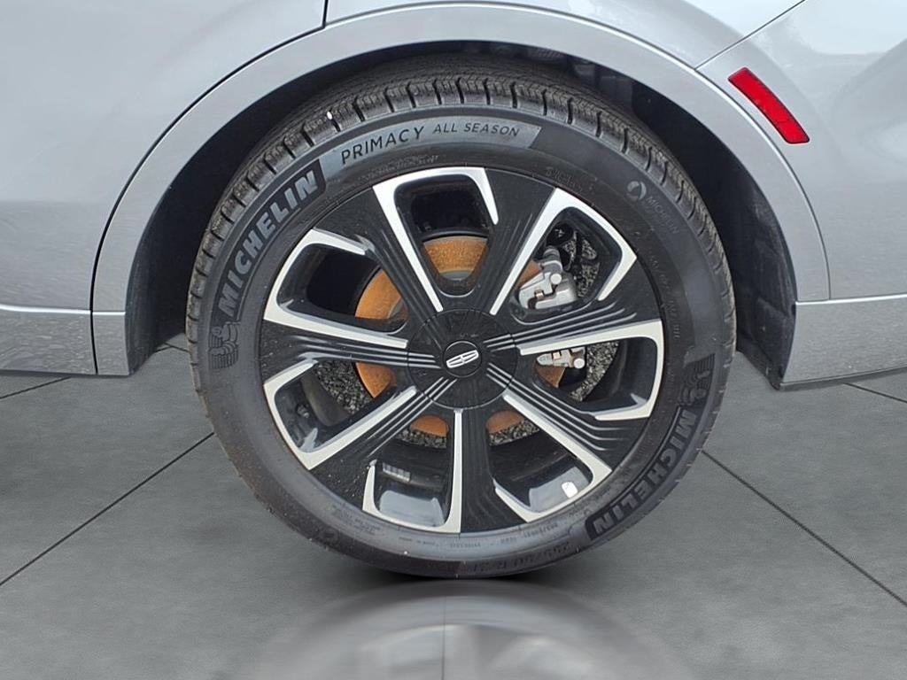 2025 Lincoln Nautilus Reserve