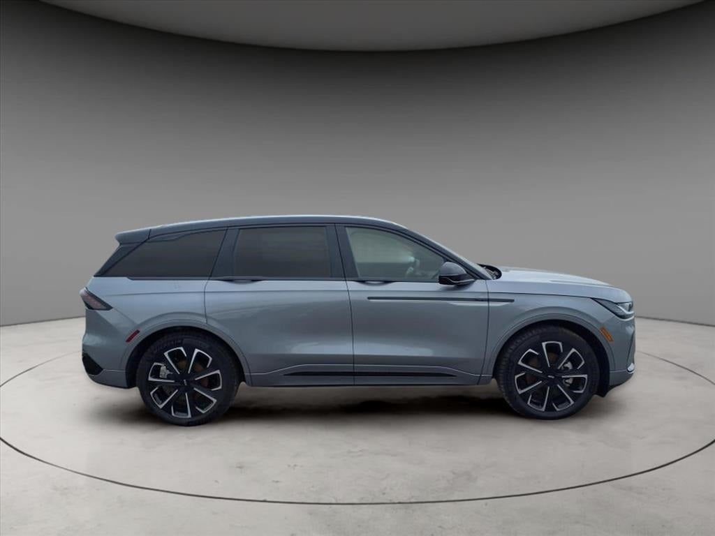 2025 Lincoln Nautilus Reserve