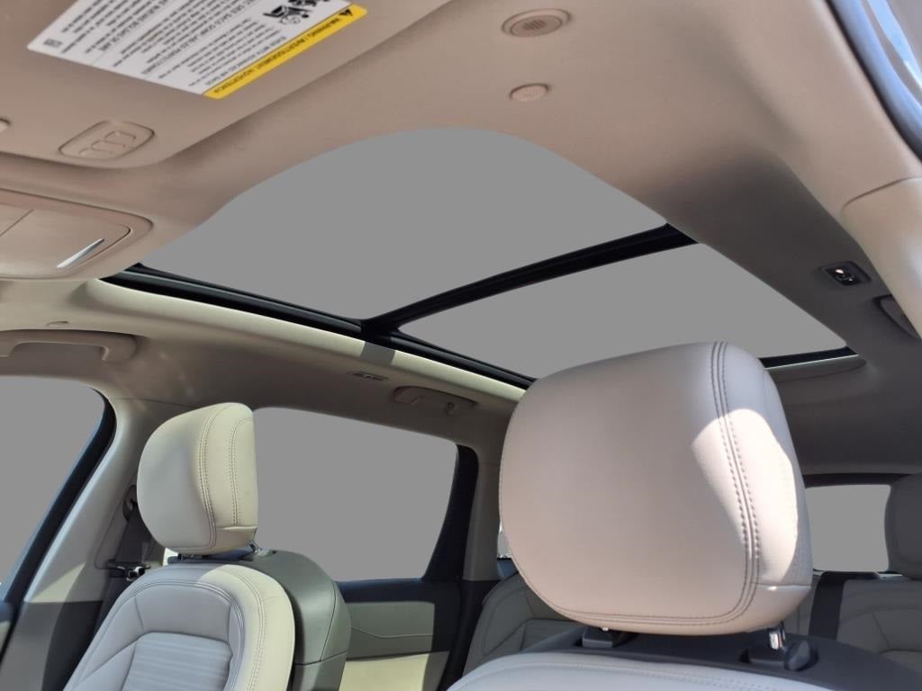 2025 Lincoln Nautilus Reserve