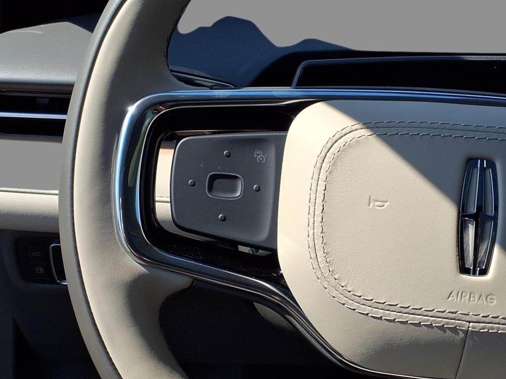 2025 Lincoln Nautilus Reserve