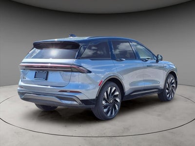 2025 Lincoln Nautilus Reserve