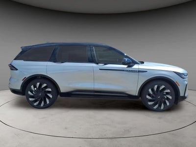 2026 Lincoln Nautilus Reserve