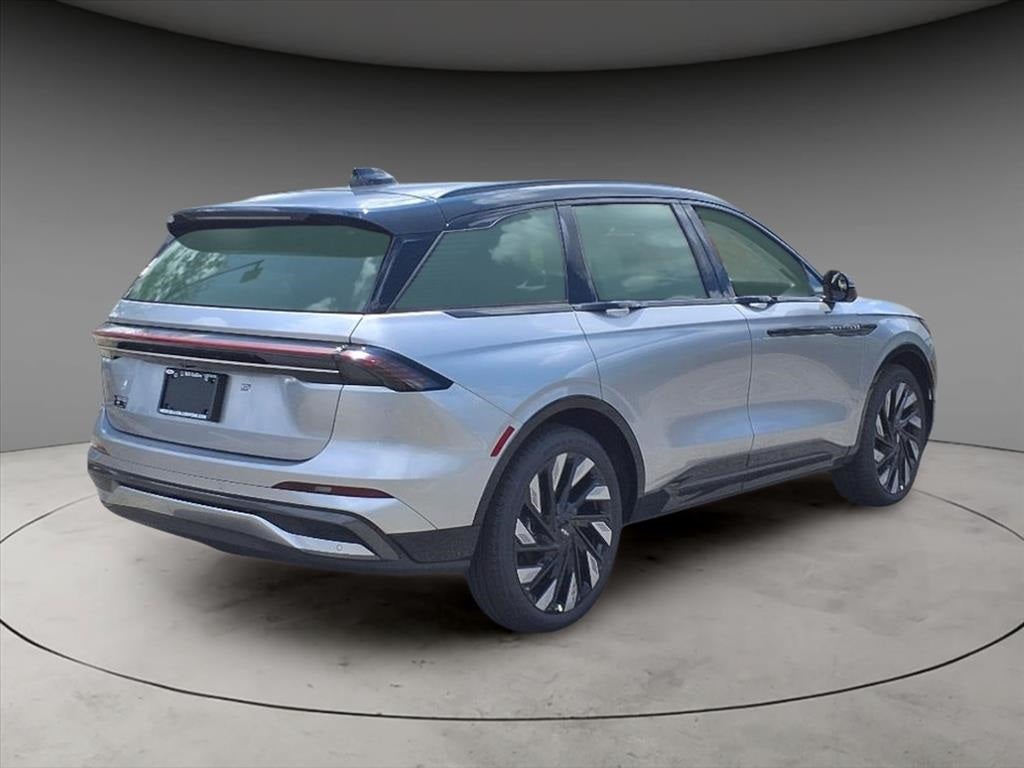 2025 Lincoln Nautilus Reserve