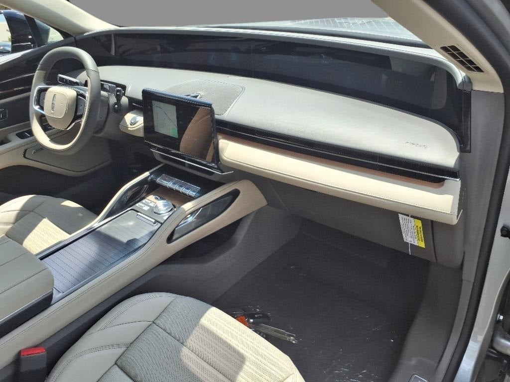 2025 Lincoln Nautilus Reserve