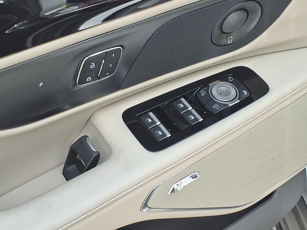 2025 Lincoln Nautilus Reserve