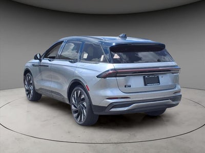 2025 Lincoln Nautilus Reserve