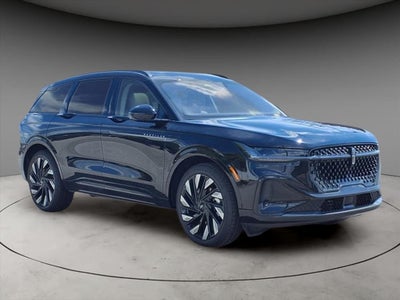 2025 Lincoln Nautilus Reserve