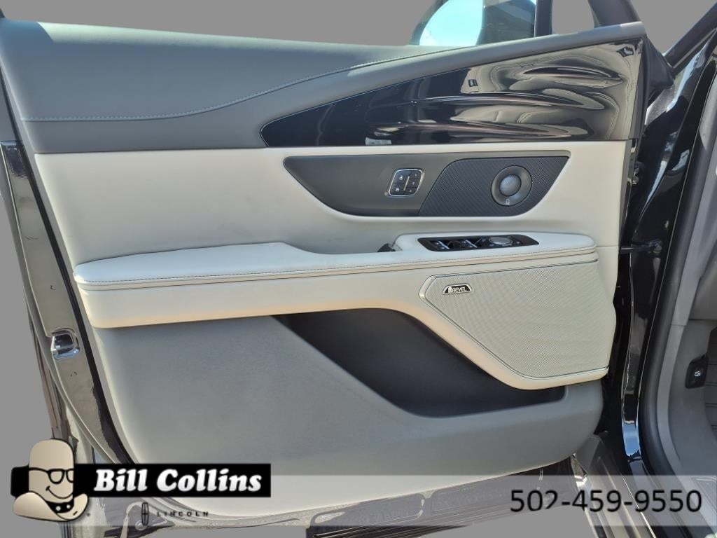 2025 Lincoln Nautilus Reserve