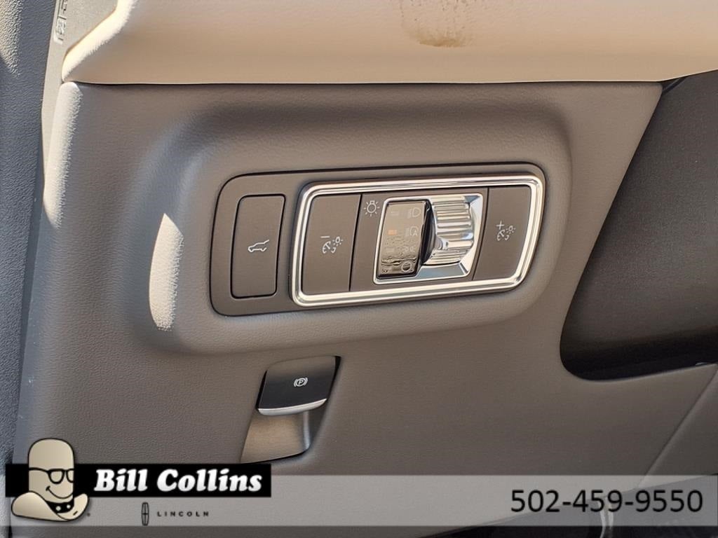 2025 Lincoln Nautilus Reserve