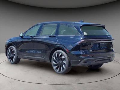 2025 Lincoln Nautilus Reserve