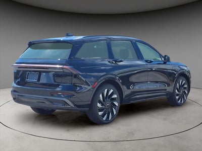 2025 Lincoln Nautilus Reserve