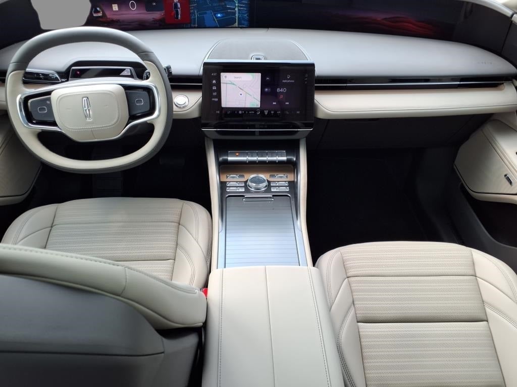 2025 Lincoln Nautilus Reserve