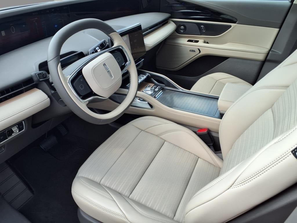 2025 Lincoln Nautilus Reserve