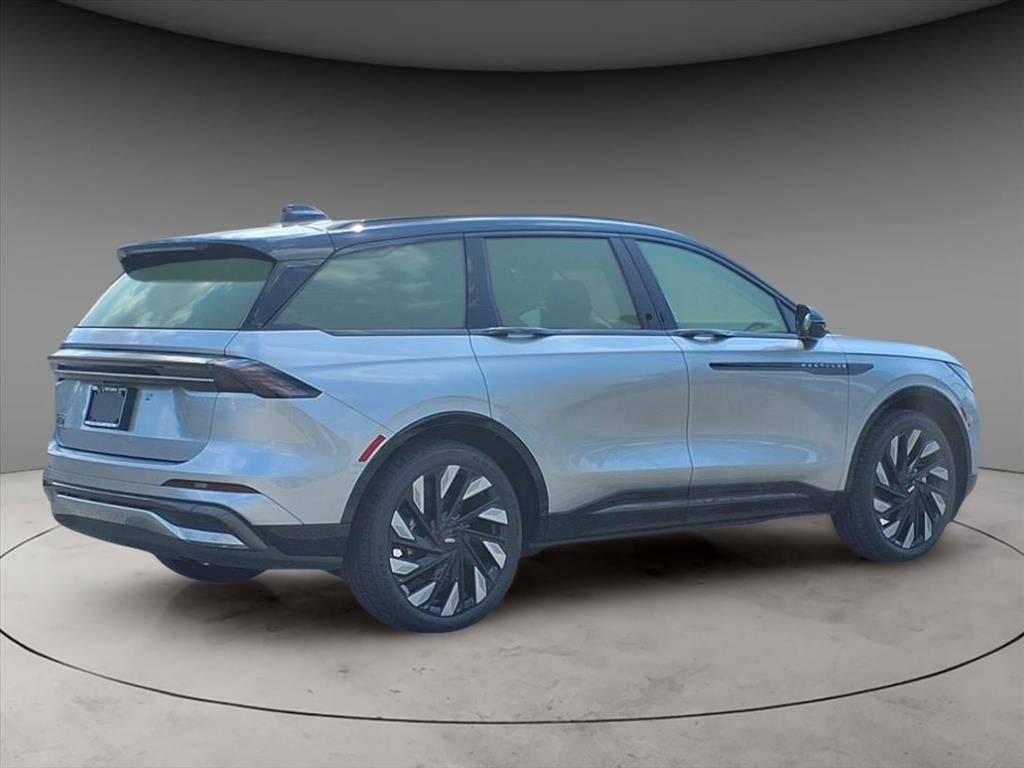 2025 Lincoln Nautilus Reserve