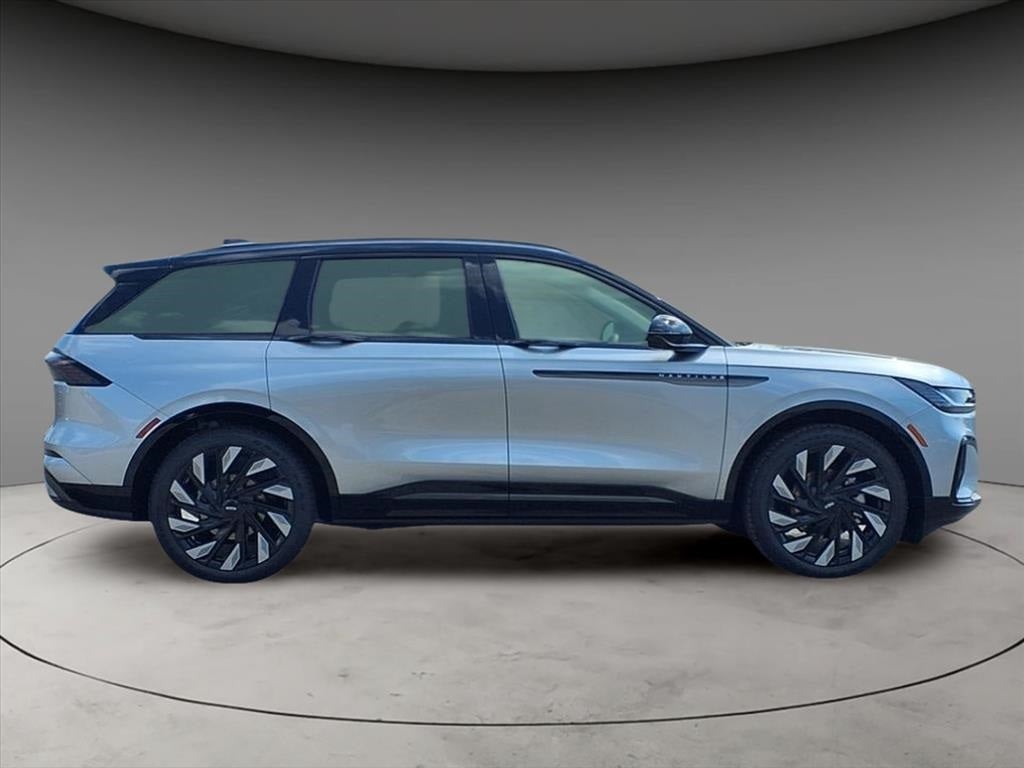 2025 Lincoln Nautilus Reserve