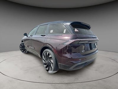 2025 Lincoln Nautilus Reserve