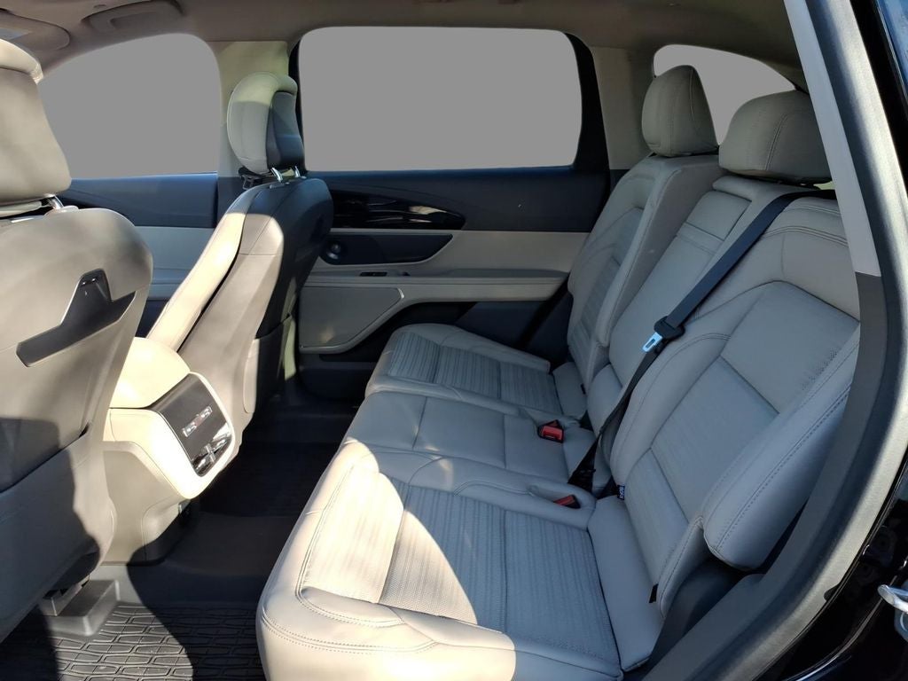 2025 Lincoln Nautilus Reserve