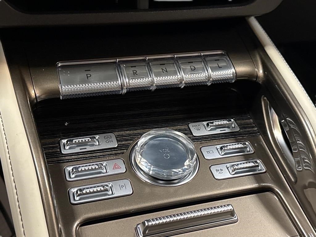 2025 Lincoln Nautilus Black Label