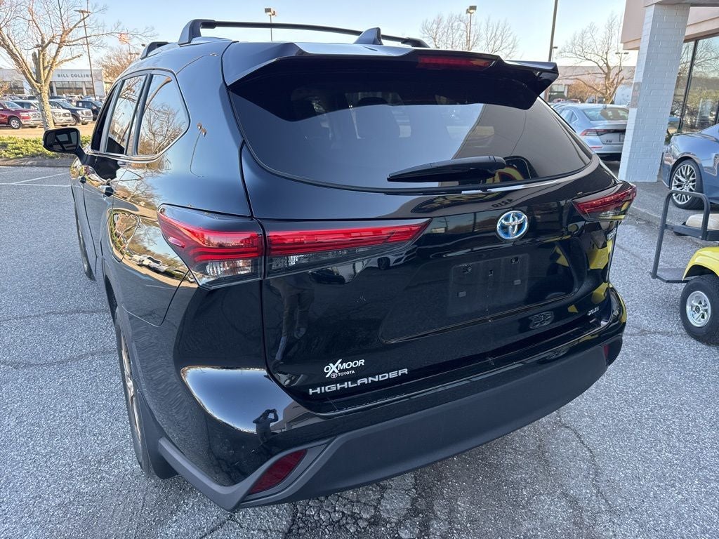 2023 Toyota Highlander Hybrid Bronze Edition