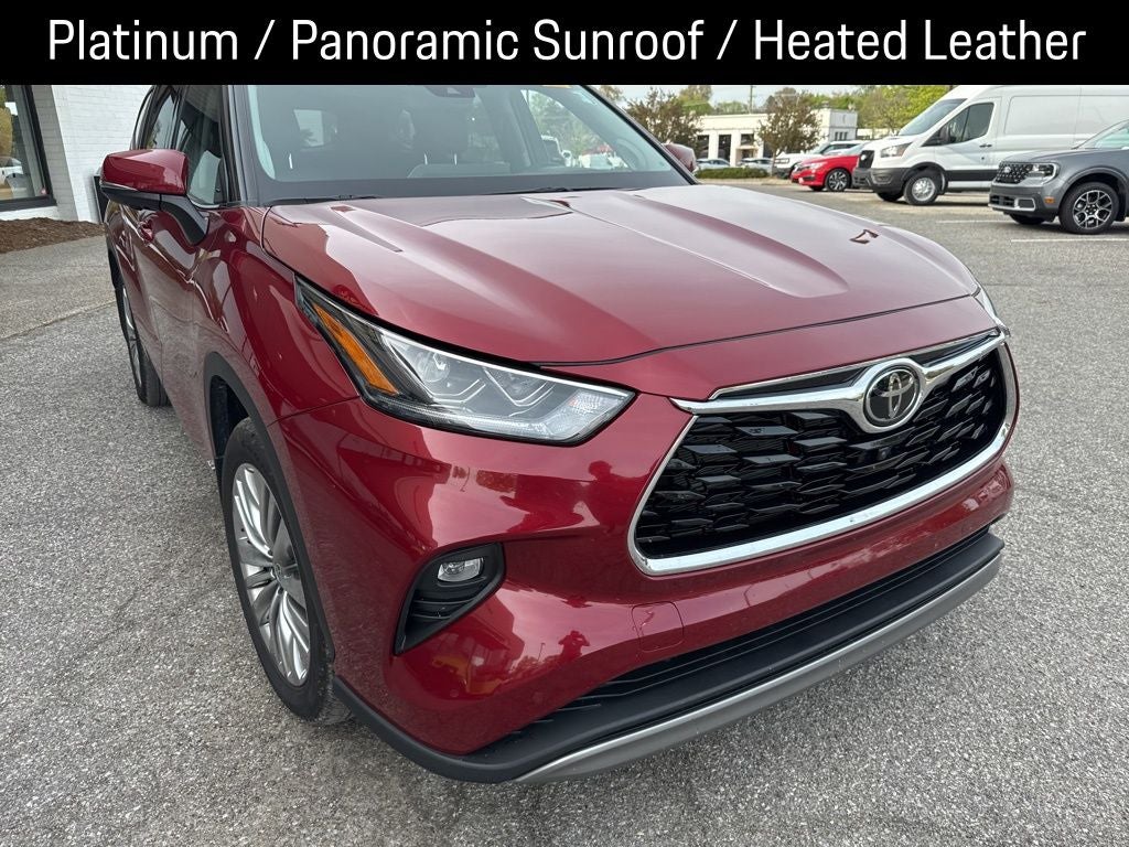2025 Toyota Highlander Hybrid Platinum