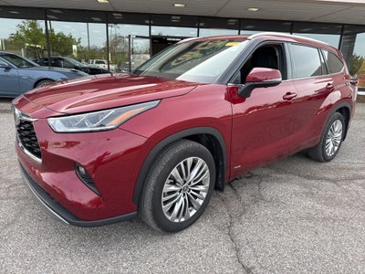 2025 Toyota Highlander Hybrid Platinum