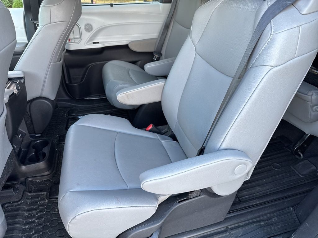2026 Toyota Sienna XLE 7 Passenger