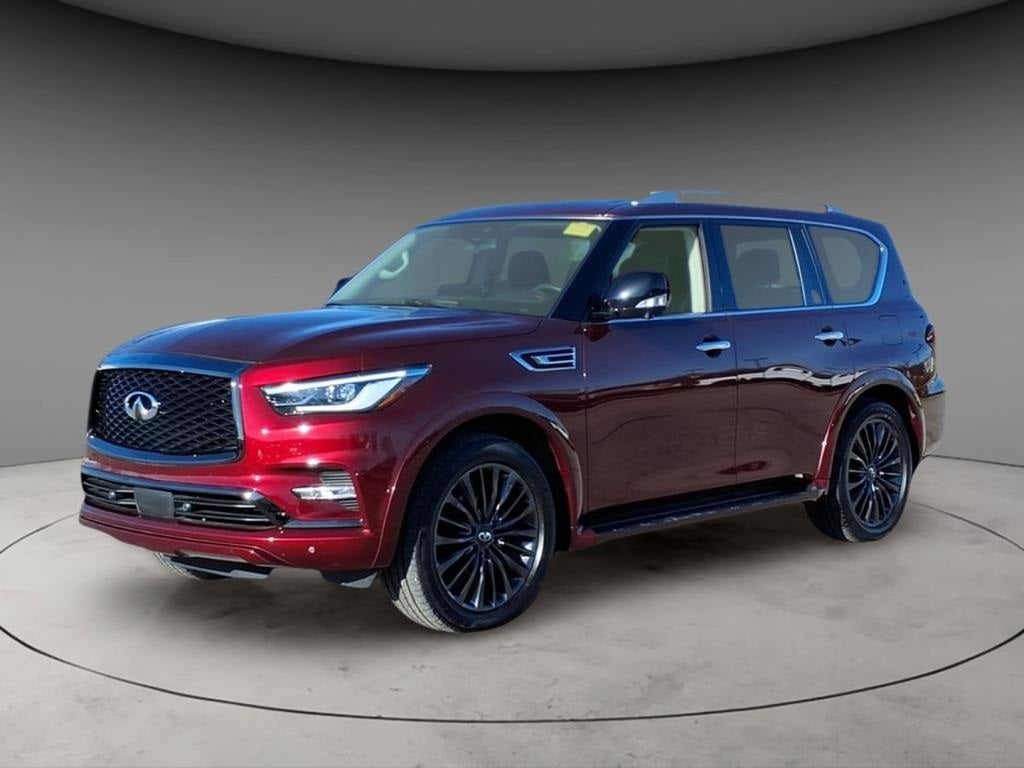 2022 INFINITI QX80 LUXE