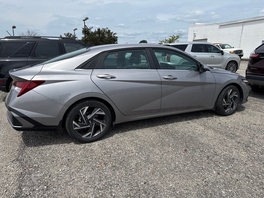 2025 Hyundai Elantra Limited