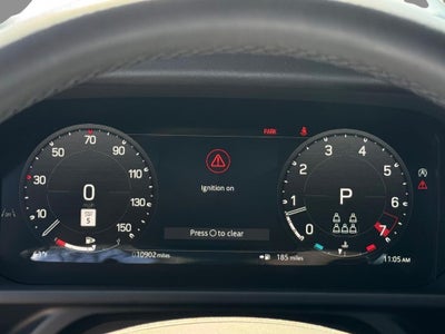 2025 Land Rover Defender 130 X-Dynamic SE